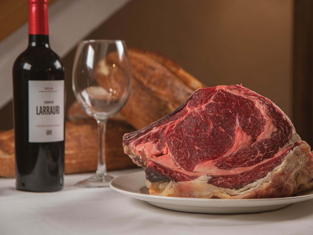 Prueba nuestro vino Larrauri, no te quedarás indeferente