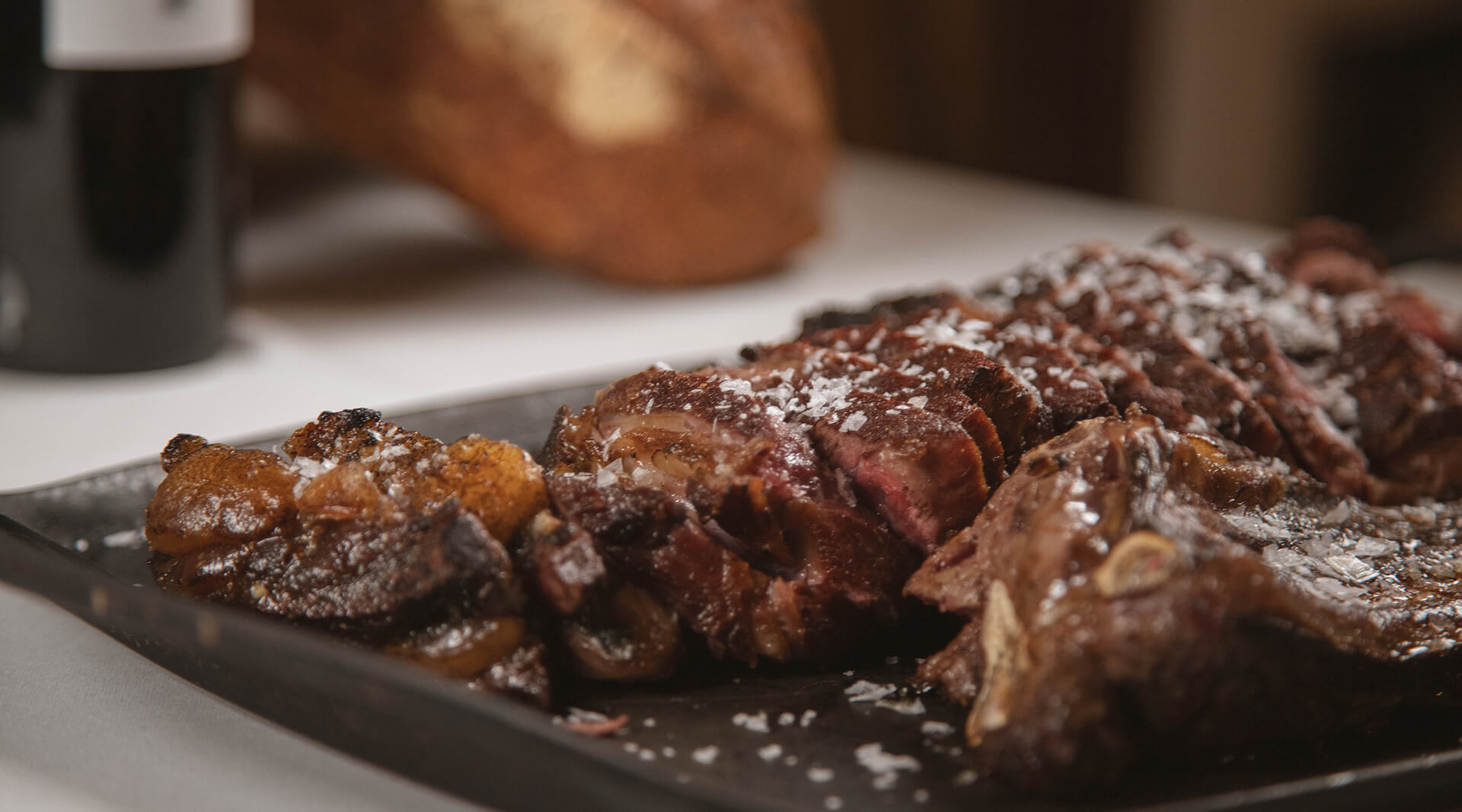 Carnes a la brasa en Restaurante Larrauri, txuleta y cocina vasca en Chamartín, Madrid