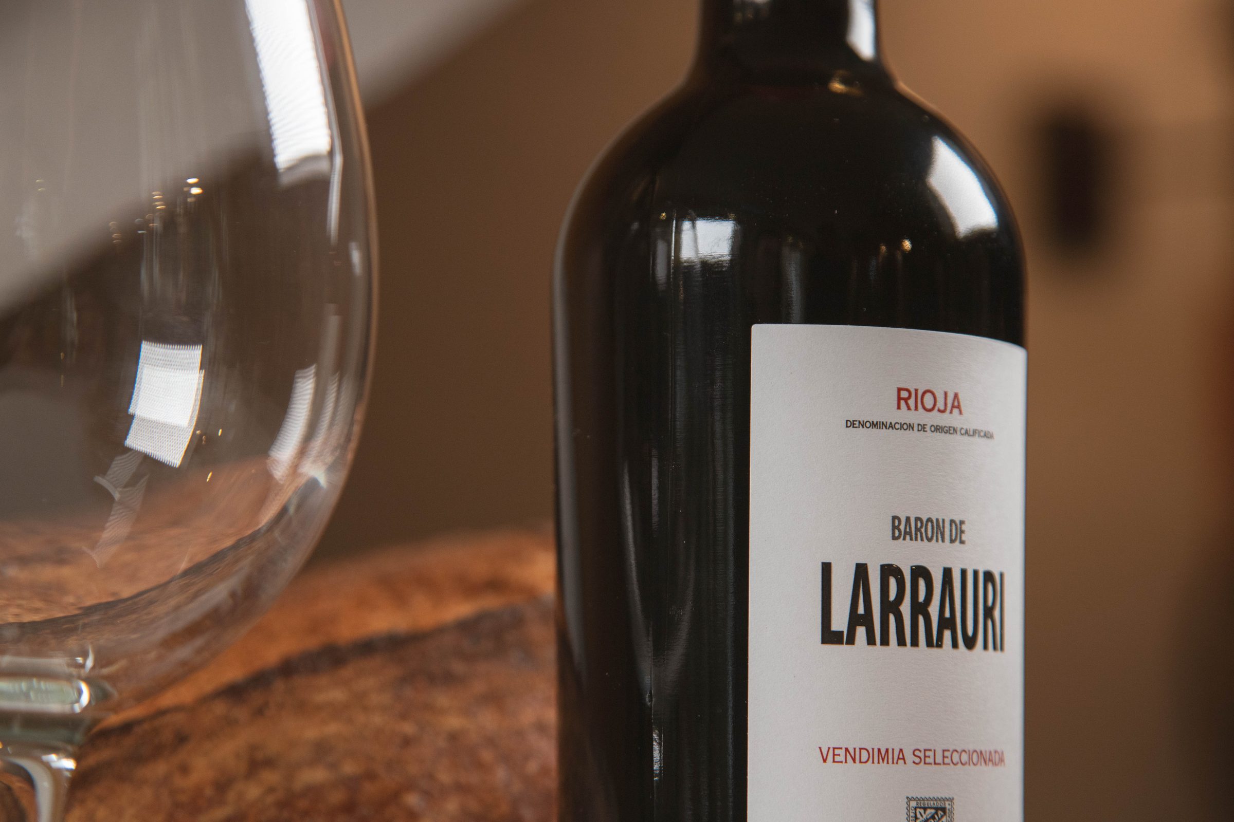 Botella de vino Barón de Larrauri, Rioja